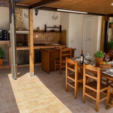 Maria Sicilia 度假居